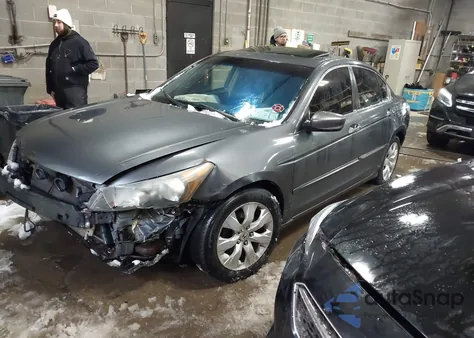 2008 Honda Accord 2.4 Ex-L z USA, uszkodzony, nr VIN 1HGCP26878A003907